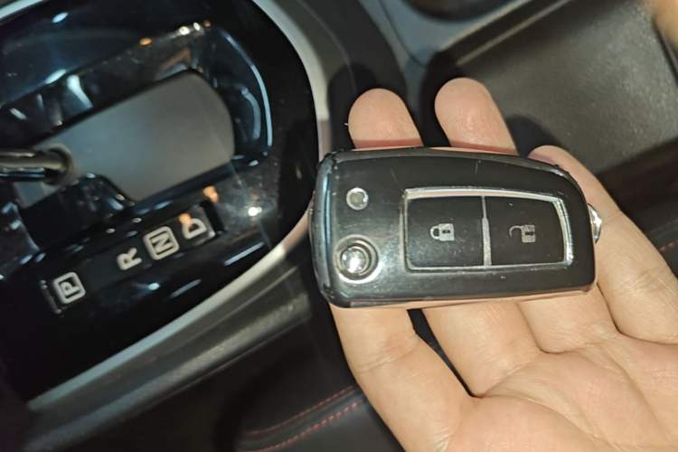 Used Nissan Qashqai 2017 2.0L CVT Smart Enjoyment Version China VI Standard Vehicle Key
