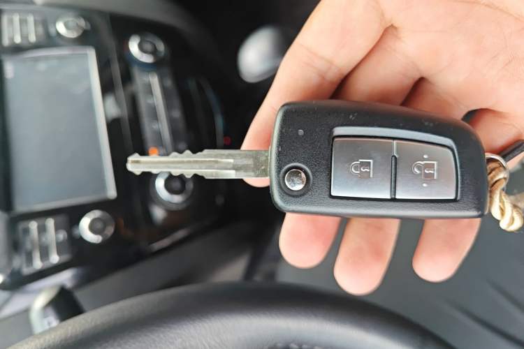 Used Nissan Qashqai 2017 2.0L CVT Smart Enjoyment Version China V Standard Vehicle Key