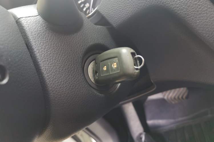 Used Nissan Qashqai 2017 2.0L CVT Smart Enjoyment Version China VI Standard Vehicle Key