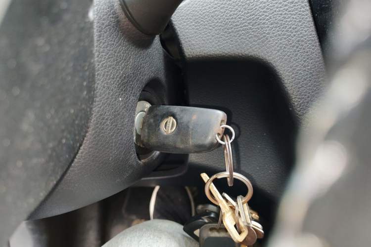 Used Nissan Qashqai 2017 2.0L CVT Smart Enjoyment Version China V Standard Vehicle Key