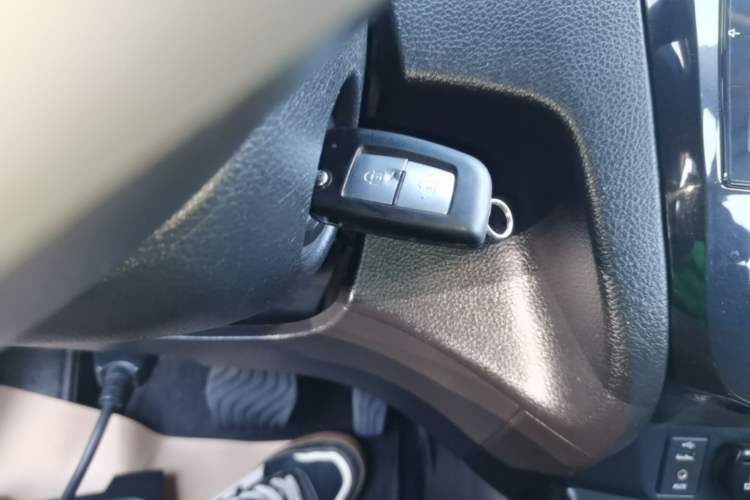 Used Nissan Qashqai 2017 2.0L CVT Smart Enjoyment Version China VI Standard Vehicle Key