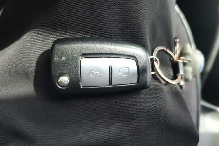 Used Nissan Qashqai 2017 2.0L CVT Smart Enjoyment Version China V Standard Vehicle Key