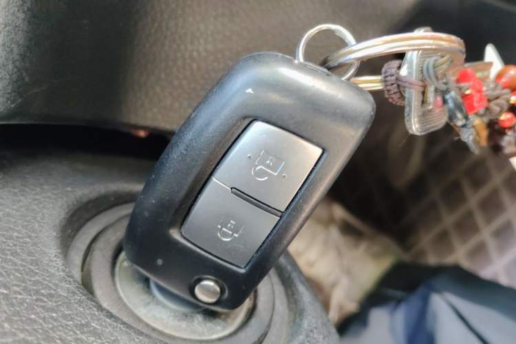 Used Nissan Qashqai 2017 2.0L CVT Smart Enjoyment Version China V Standard Vehicle Key