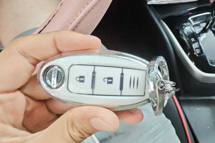Used Nissan Qashqai 2017 2.0L CVT Luxury Edition China V Standard Vehicle Key