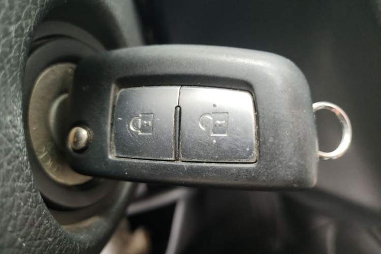 Used Nissan Qashqai 2017 2.0L CVT Elite Edition China V Standard Vehicle Key