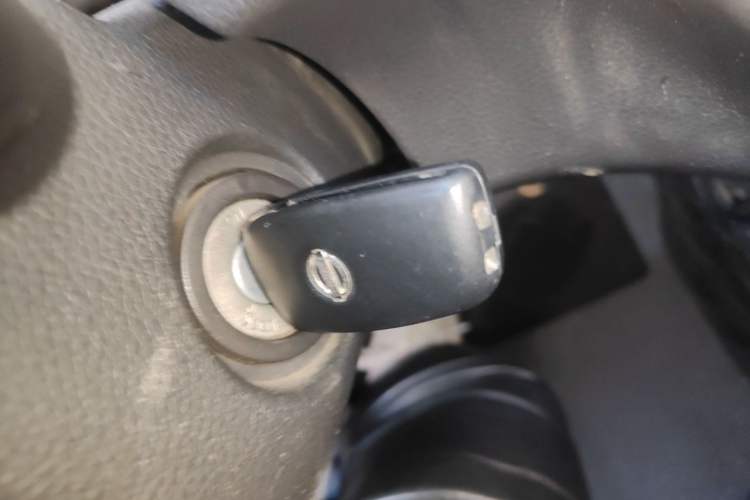 Used Nissan Qashqai 2017 2.0L CVT Smart Enjoyment Version China V Standard Vehicle Key