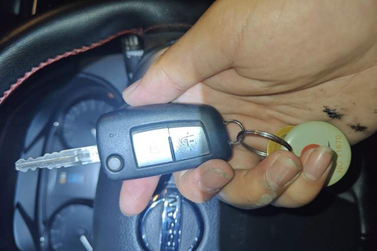 Used Nissan Qashqai 2017 2.0L CVT Smart Enjoyment Version China V Standard Vehicle Key