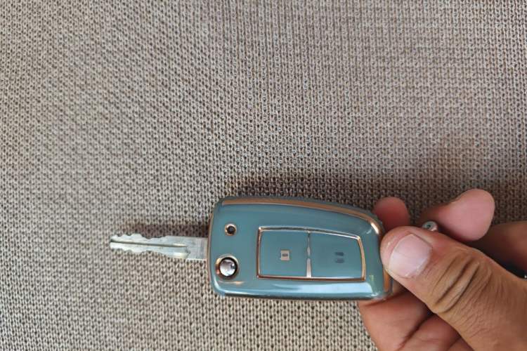 Used Nissan Qashqai 2017 2.0L CVT Elite Edition China V Standard Vehicle Key
