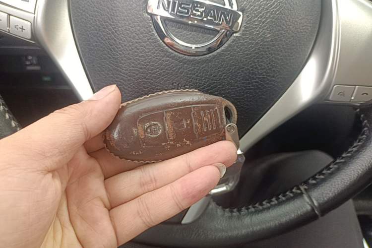 Used Nissan Qashqai 2017 2.0L CVT Luxury Edition China V Standard Vehicle Key