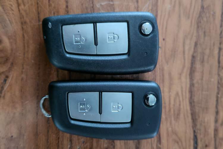 Used Nissan Qashqai 2017 2.0L CVT Smart Enjoyment Version China V Standard Vehicle Key