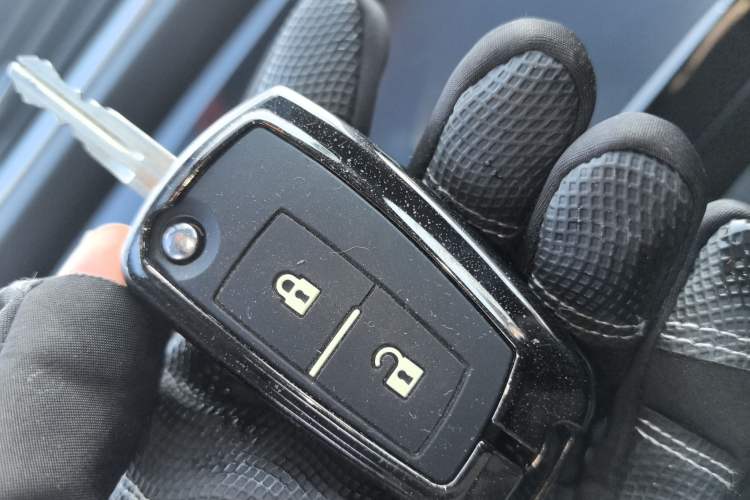 Used Nissan Qashqai 2017 2.0L CVT Elite Edition China VI Standard Vehicle Key