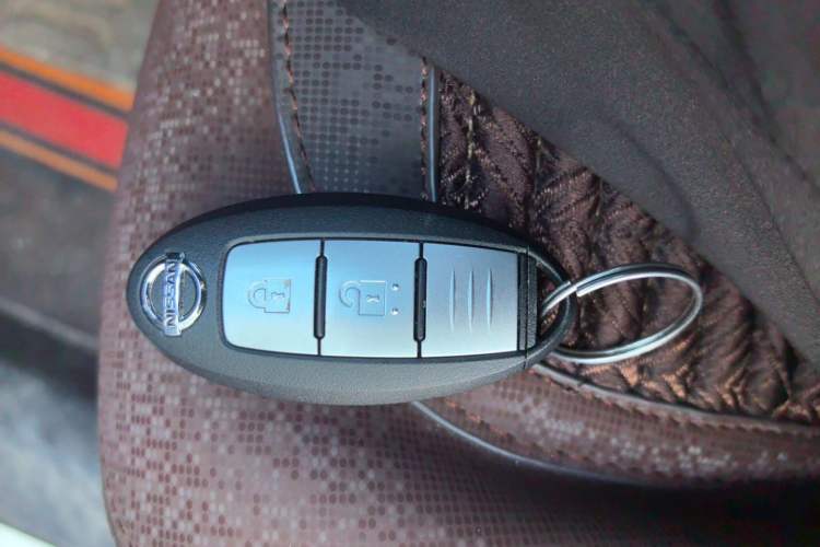 Used Nissan Qashqai 2017 2.0L CVT Luxury Edition China V Standard Vehicle Key