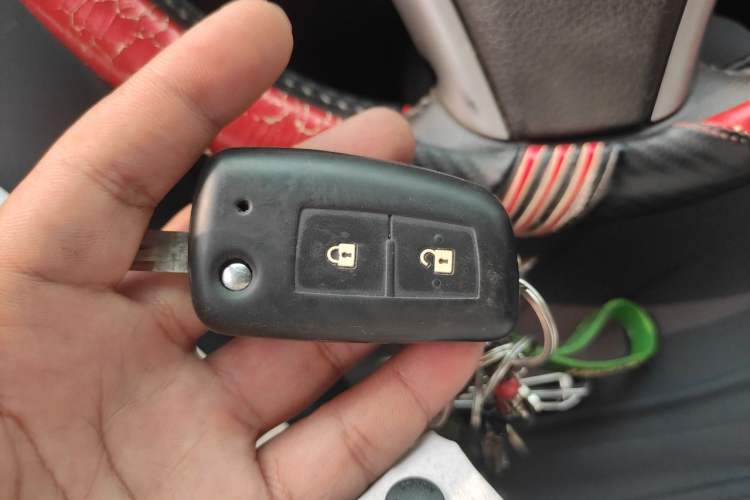 Used Nissan Qashqai 2017 2.0L CVT Smart Enjoyment Version China V Standard Vehicle Key
