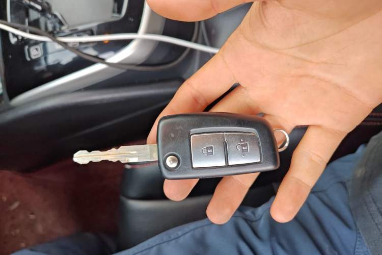Used Nissan Qashqai 2017 2.0L CVT Elite Edition China V Standard Vehicle Key