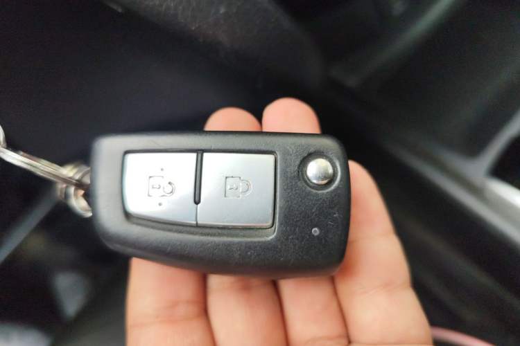 Used Nissan Qashqai 2017 2.0L CVT Smart Enjoyment Version China VI Standard Vehicle Key