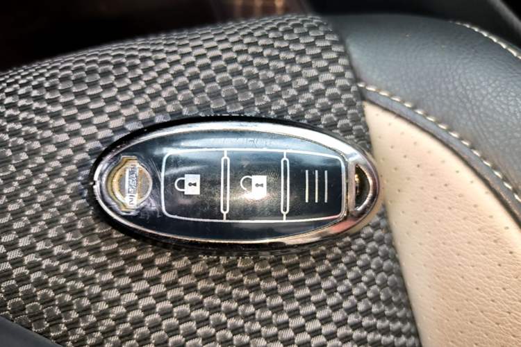Used Nissan Qashqai 2017 2.0L CVT Luxury Edition China V Standard Vehicle Key