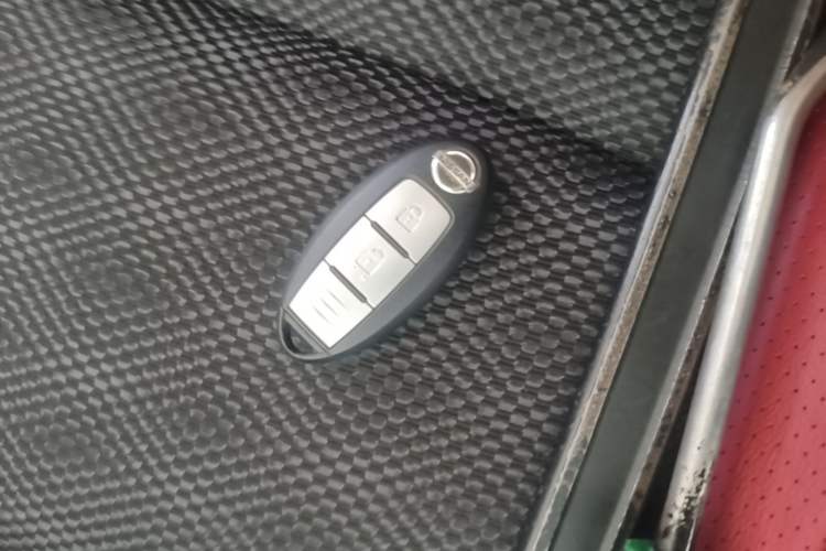 Used Nissan Qashqai 2017 2.0L CVT Luxury Edition China V Standard Vehicle Key