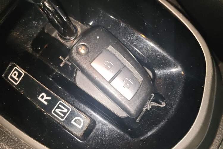 Used Nissan Qashqai 2017 2.0L CVT Elite Edition China V Standard Vehicle Key