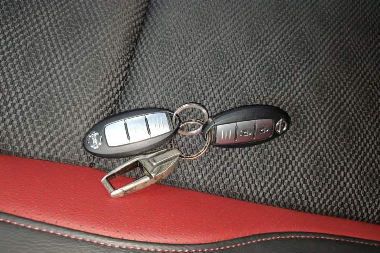Used Nissan Qashqai 2017 2.0L CVT Luxury Edition China V Standard Vehicle Key
