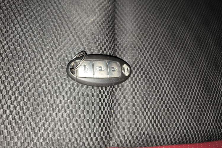 Used Nissan Qashqai 2017 2.0L CVT Smart Enjoyment Version China V Standard Vehicle Key