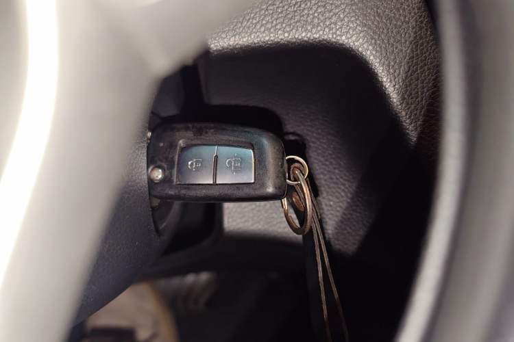 Used Nissan Qashqai 2017 2.0L CVT Elite Edition China VI Standard Vehicle Key