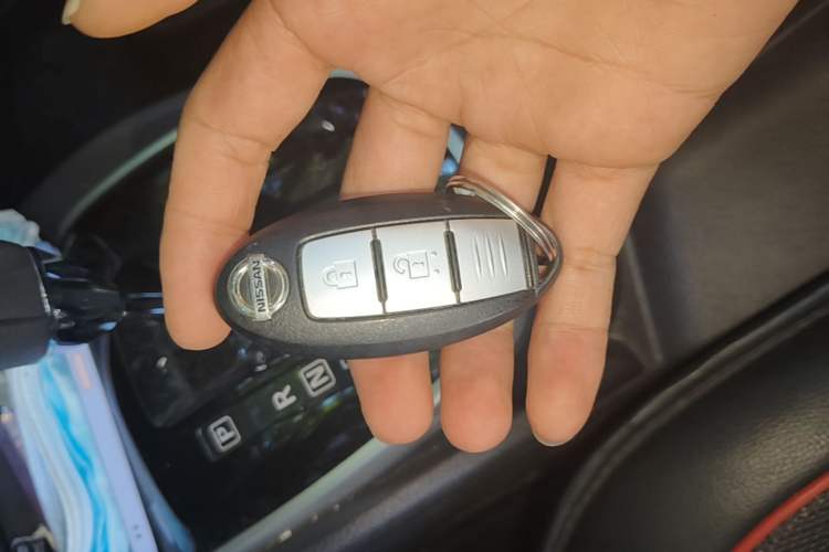 Used Nissan Qashqai 2017 2.0L CVT Luxury Edition China V Standard Vehicle Key