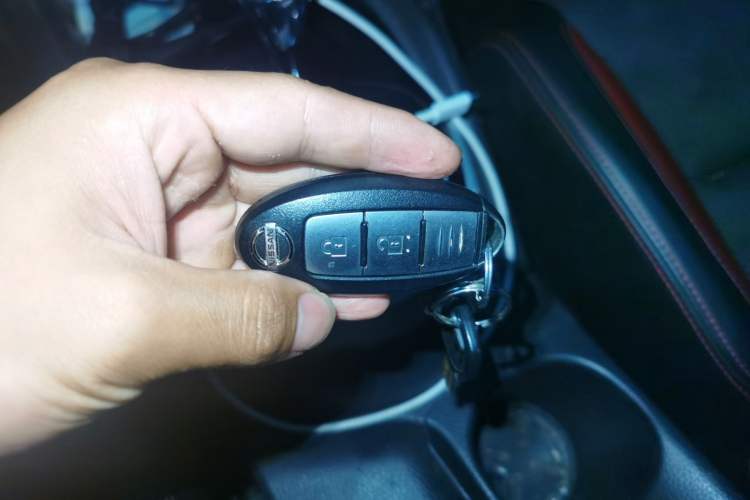 Used Nissan Qashqai 2017 2.0L CVT Luxury Edition China VI Standard Vehicle Key