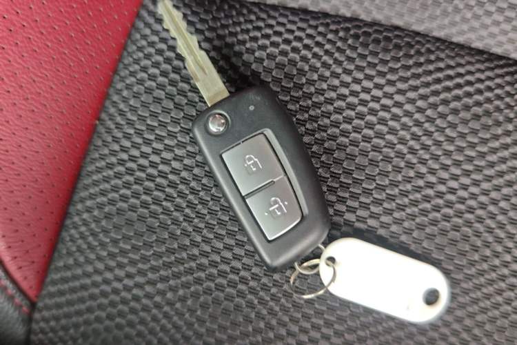 Used Nissan Qashqai 2017 2.0L CVT Smart Enjoyment Version China VI Standard Vehicle Key