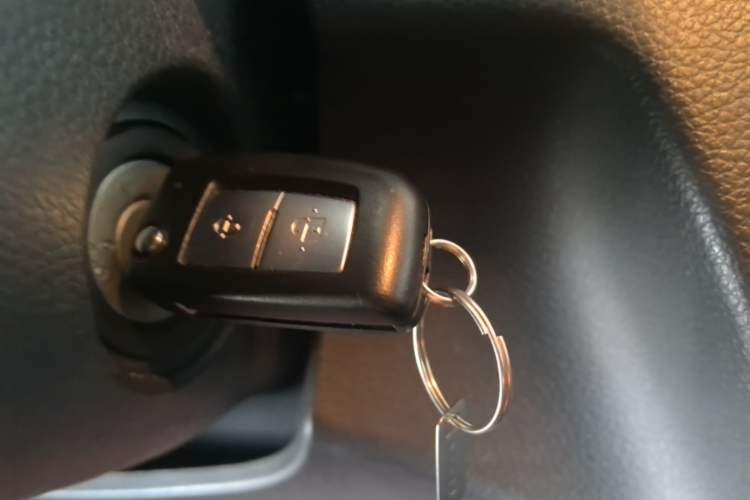 Used Nissan Qashqai 2017 2.0L CVT Smart Enjoyment Version China VI Standard Vehicle Key