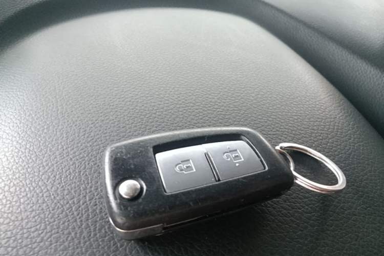 Used Nissan Qashqai 2017 2.0L CVT Smart Enjoyment Version China V Standard Vehicle Key