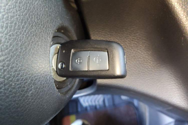 Used Nissan Qashqai 2017 2.0L CVT Elite Edition China V Standard Vehicle Key