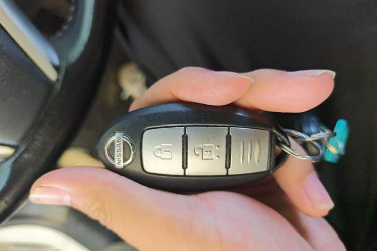 Used Nissan Qashqai 2017 2.0L CVT Luxury Edition China V Standard Vehicle Key
