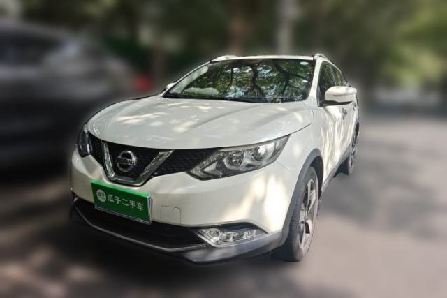 Używany Nissan Qashqai 2017 2.0L CVT Smart Enjoyment Version China V Standard
