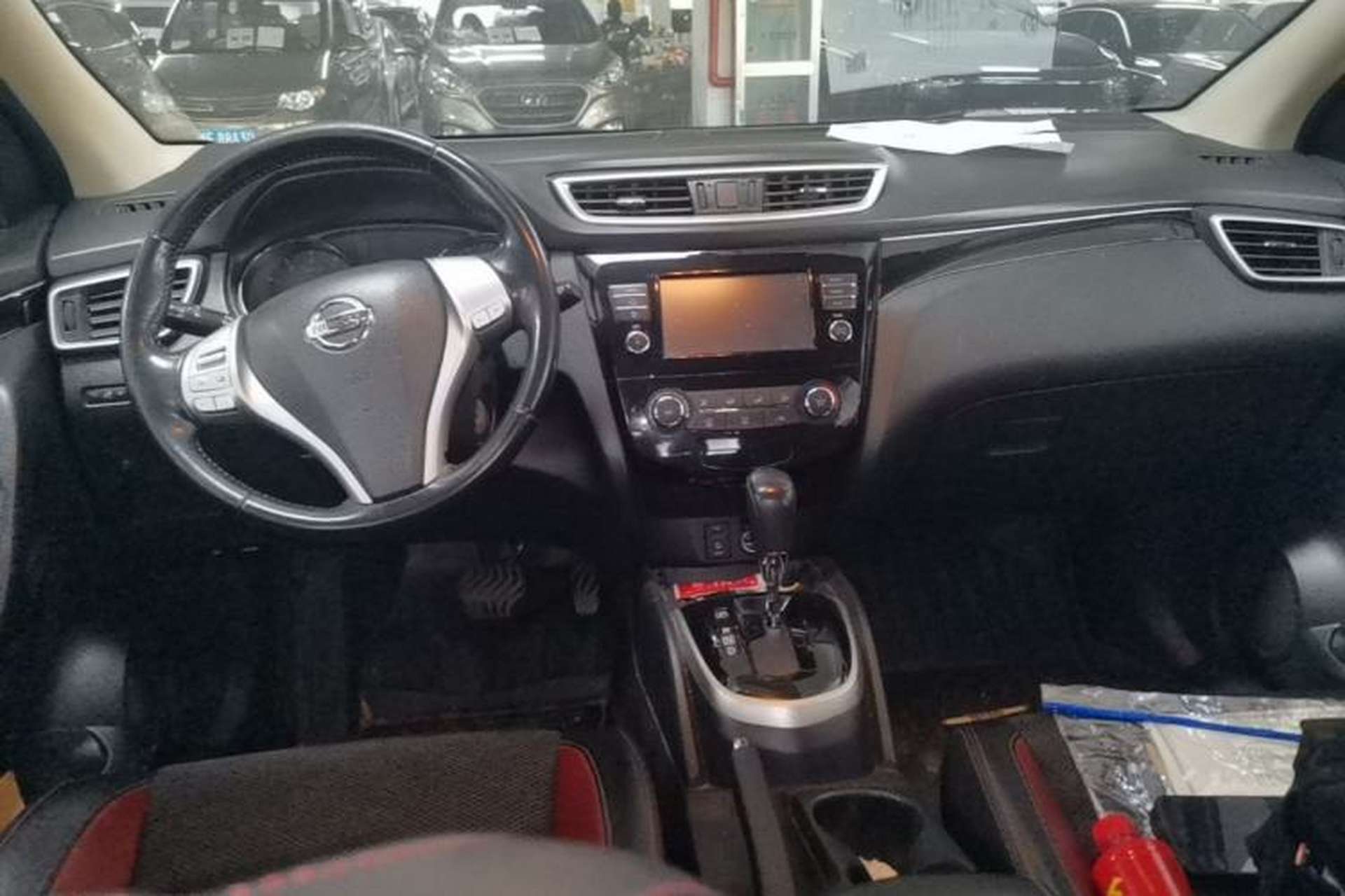 Used Nissan Qashqai 2017 2.0L CVT Smart Enjoyment Version China V Standard Center Console