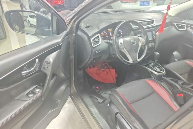 Used Nissan Qashqai 2017 2.0L CVT Smart Enjoyment Version China V Standard Driver Seat