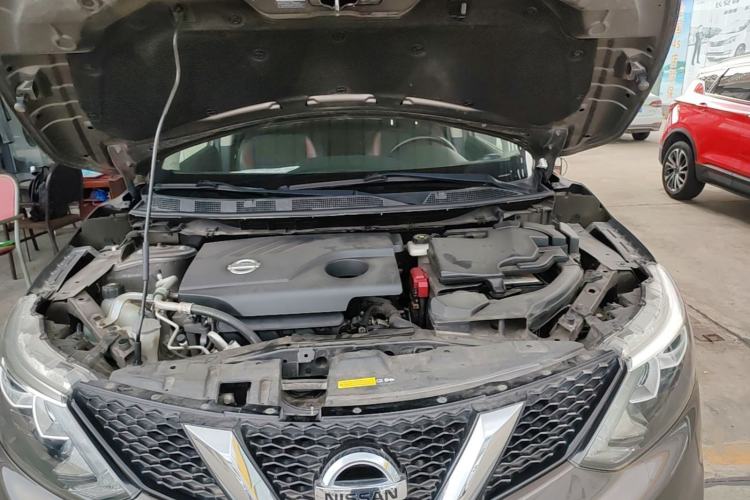Used Nissan Qashqai 2017 2.0L CVT Smart Enjoyment Version China V Standard Engine Bay