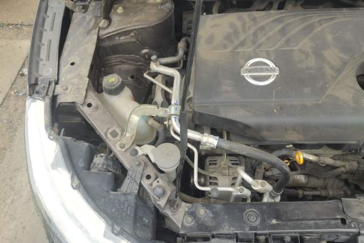 Used Nissan Qashqai 2017 2.0L CVT Smart Enjoyment Version China V Standard Engine Bay Right