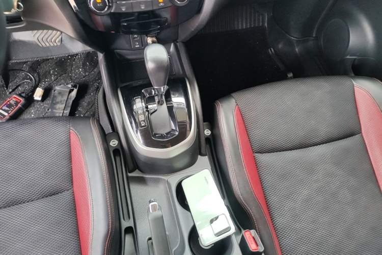 Used Nissan Qashqai 2017 2.0L CVT Smart Enjoyment Version China V Standard Gear Lever