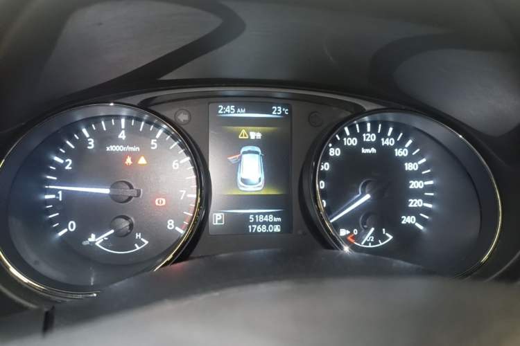 Used Nissan Qashqai 2017 2.0L CVT Luxury Edition China VI Standard Instrument Cluster