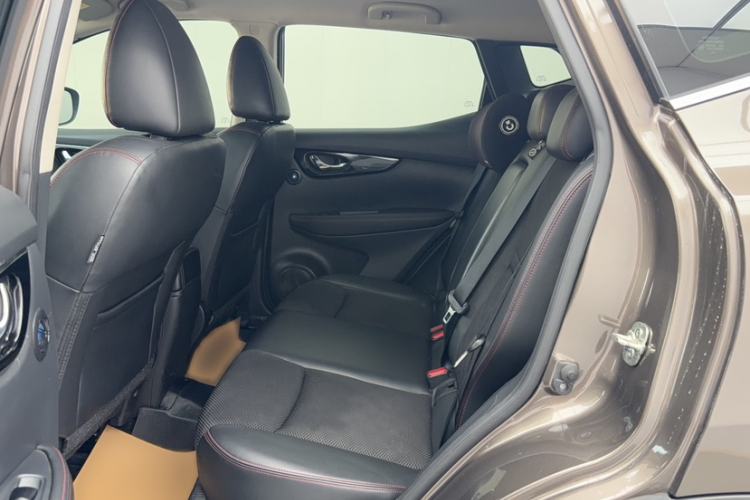 Used Nissan Qashqai 2017 2.0L CVT Smart Enjoyment Version China V Standard Interior 7