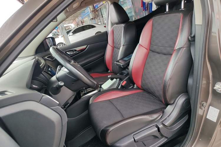 Used Nissan Qashqai 2017 2.0L CVT Smart Enjoyment Version China V Standard Left Front Seat