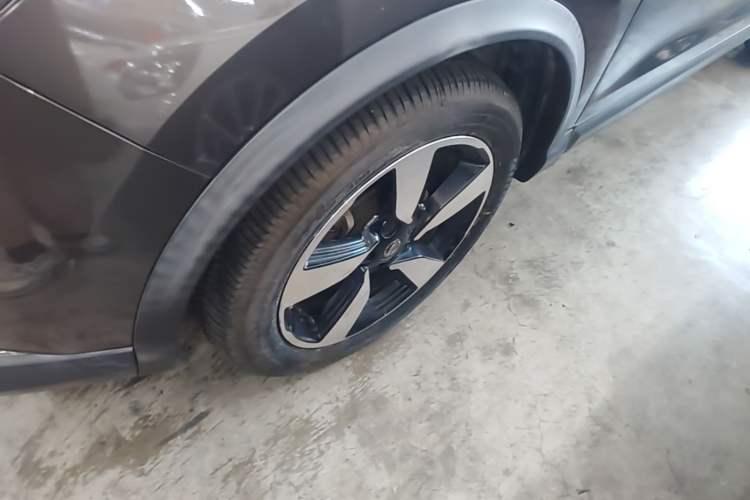 Used Nissan Qashqai 2017 2.0L CVT Smart Enjoyment Version China V Standard Left Front Wheel Hub