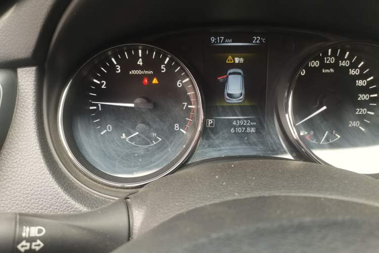Used Nissan Qashqai 2017 2.0L CVT Smart Enjoyment Version China V Standard Odometer Close Up