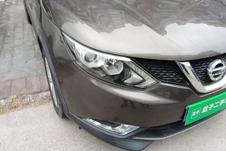 Used Nissan Qashqai 2017 2.0L CVT Elite Edition China V Standard Right Front Headlight
