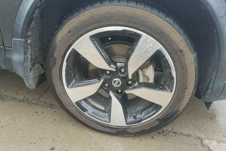 Used Nissan Qashqai 2017 2.0L CVT Smart Enjoyment Version China V Standard Right Front Wheel Hub