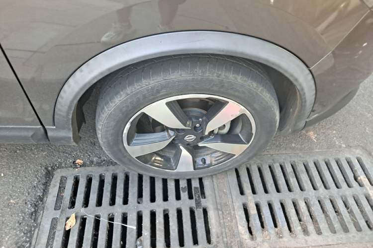 Used Nissan Qashqai 2017 2.0L CVT Smart Enjoyment Version China VI Standard Right Front Wheel Hub