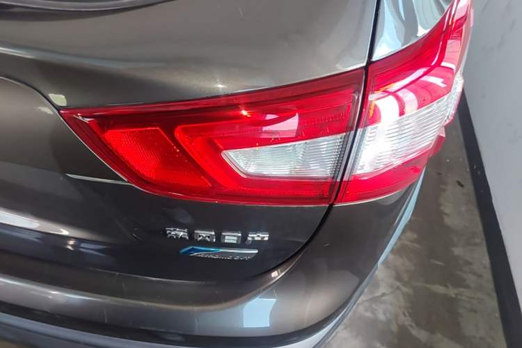 Used Nissan Qashqai 2017 2.0L CVT Smart Enjoyment Version China V Standard Right Rear Taillight