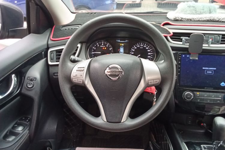 Used Nissan Qashqai 2017 2.0L CVT Elite Edition China V Standard Steering Wheel