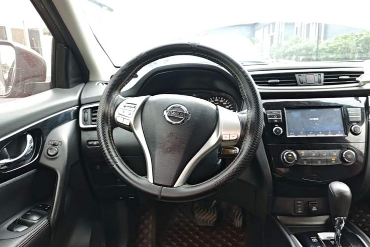 Used Nissan Qashqai 2017 2.0L CVT Smart Enjoyment Version China V Standard Steering Wheel