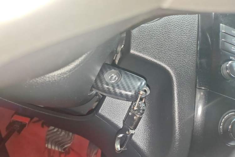Used Nissan Qashqai 2017 2.0L CVT Smart Enjoyment Version China V Standard Vehicle Key